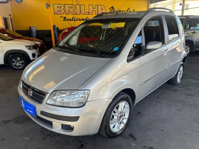 Fiat Idea ELX 1.4 MPI Fire Flex 8V 5P 2010