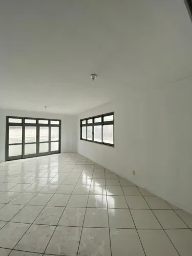 Apartamento a venda 1° Andar - Centro Ilhéus - Rua Coronel Paiva