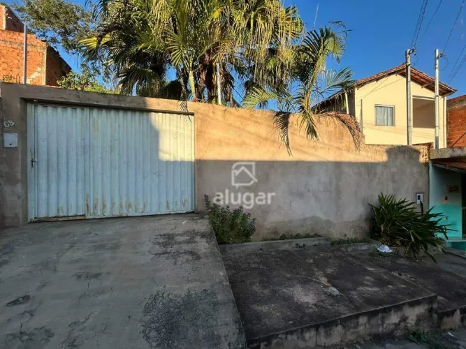 Casa para alugar, 3 quartos, 2 vagas, Bela Vista - Montes Claros/MG - R$ 900,00 - Alugar I