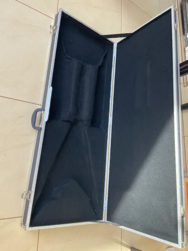Case para guitarra Flying V