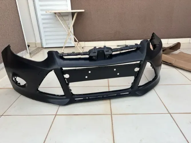 Para-choque Dianteiro Focus 2014 Novo (Zera do Plástico) - R$ 650