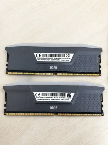 Memória Ram Corsair Vengeance Rgb 64gb (2x32gb) Ddr5 5600mhz