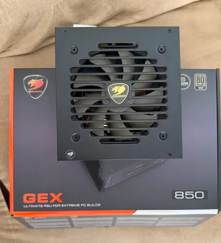 Fonte Cougar GEX850 - 850W 80 Plus Gold