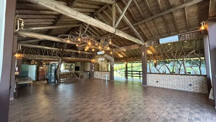 Sítio rural no bairro Santa Bárbara, em Antônio Carlos - SC