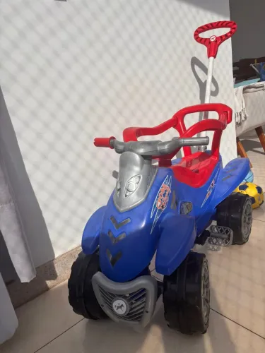 Quadriciclo infantil