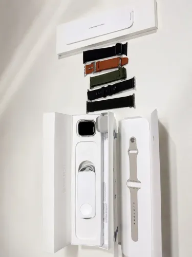 Apple Watch Series 8 GPS 41mm Starlight | Bateria 91% | Caixa Original + Pulseiras Extras