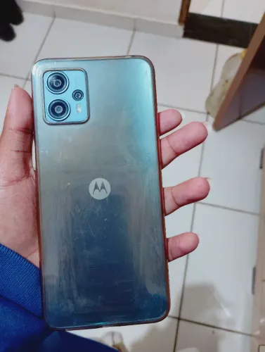 Moto G35 com garantia de 1ano, pouco tempo de uso