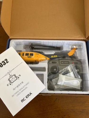 Helicóptero RC ERA C032