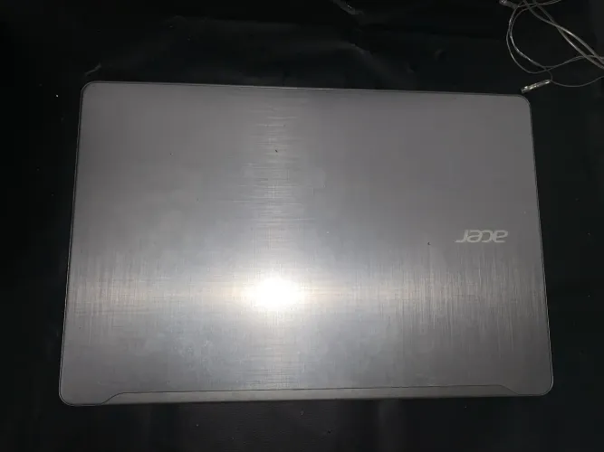 Vendo notebook i5 7 geração ddr4 (com tela ruim )