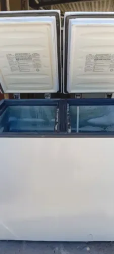 Freezer esmaltec duas portas