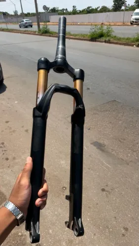 Suspensão Fox 32