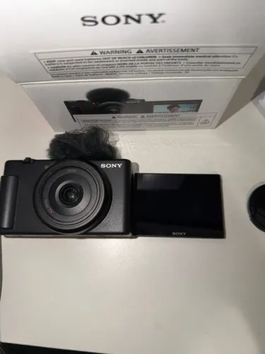 Sony ZV-1F Completa na Caixa - Estado de Nova - Ideal para Vlogs e YouTube