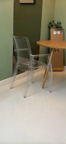 2 cadeiras para sala de jantar