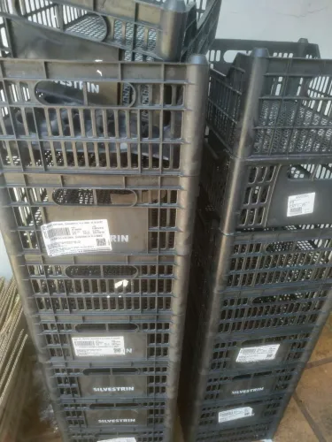 Caixinhas organizandoras disponíveis para organizar brinquedos etc 