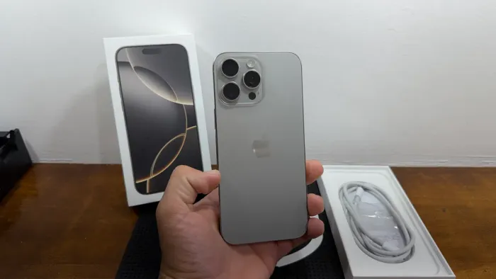 Iphone 16 Pro Max 256GB Titânio - usado