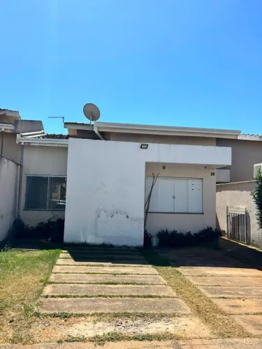 Alugo casa no condomínio paço imperial