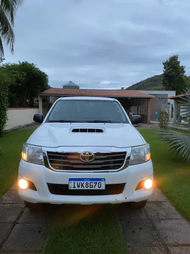 Toyota Hilux CS D4-d 4X4 3.0 TDI Dies. Mec. 2015