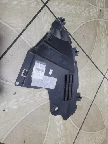 Defletor Esquerdo do Parachoque Dianteiro Renault Sandero 2007 a 2013 620251846R