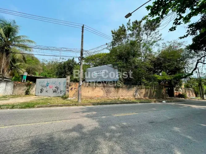 Aluguel: Terreno Plano de 3.600m² na Estrada do Cafundá - Localização Estratégica