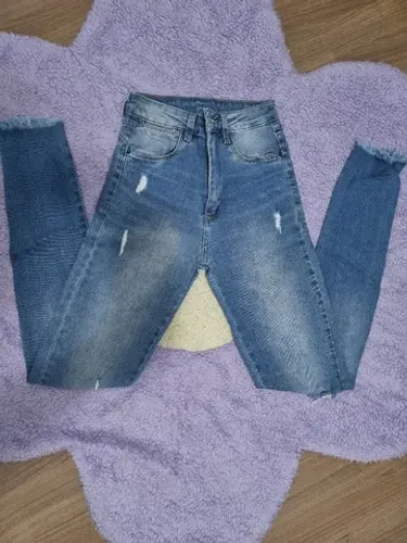 Calça Jeans skynny nº 34 usada 1 vez