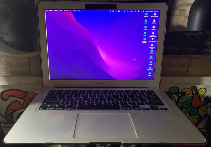 MacBook Air Early 2015