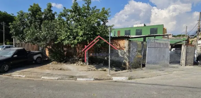 Terreno Plano em esquina 360 mts² frente 25,50 mts, a 650 mts da Estação CPTM Cmte Sampáio