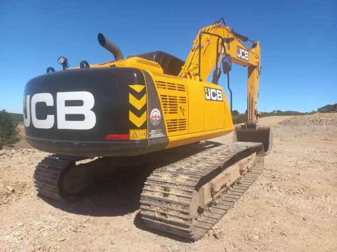 Escavadeira JCB JS220 ECO 2023