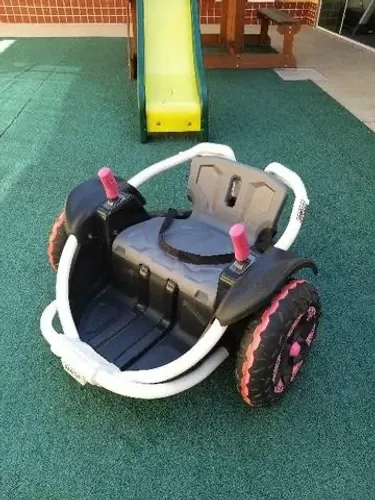 Carrinho Elétrico - Grande Potência - Crianças Maiores - Fisher-Price - Impecável