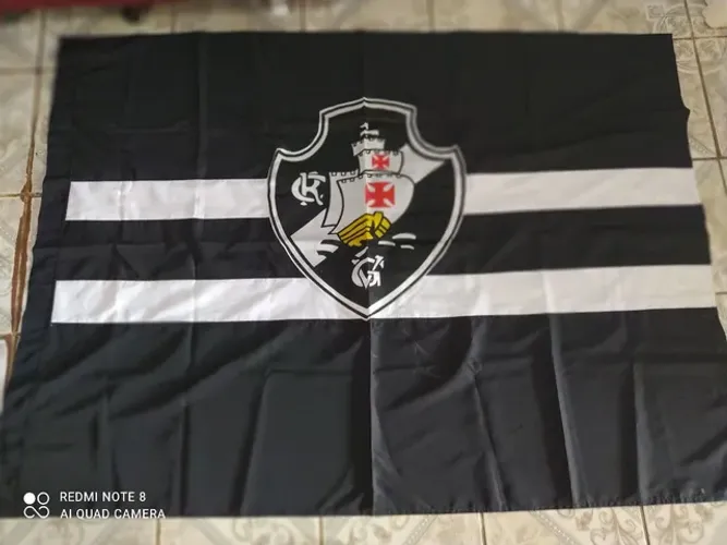 BANDEIRAS ( Vasco e cruzeiro )