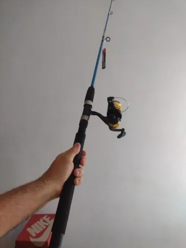 Vara pesca com molinete / kit novo em São Gonçalo 