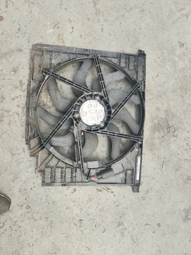 Ventoinha do Radiador BMW G20 320 330 340