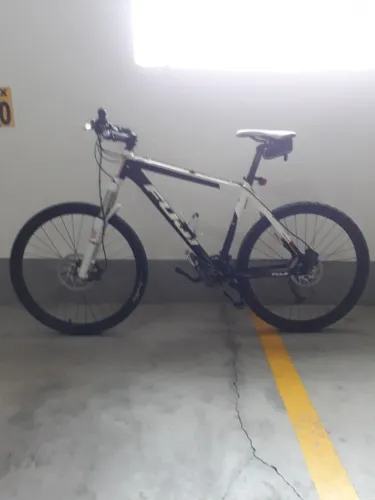 Bicicleta Fuji SL Alum MTB Aro 26