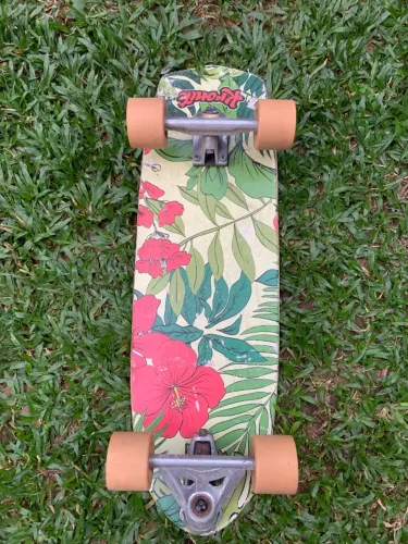 Simulador de surfe Skate