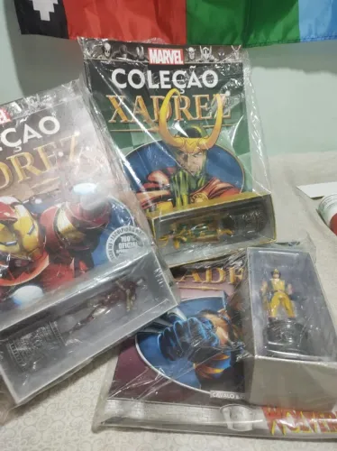 Marvel Miniatura Xadrez - Iron Man, Wolverine, Loki - cerca de 15cm