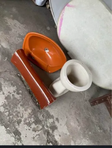 Lote de 3 louças sanitárias usadas mais em bom estado