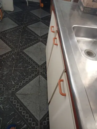 Vendo gabinete de pia de cozinha