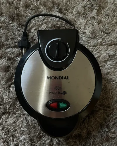 Máquina de Waffle Mondial