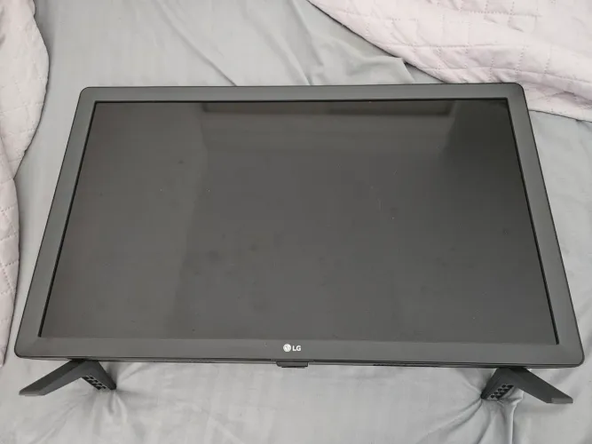 Smart TV e Monitor 24" HD Led LG 24TL520S-PS