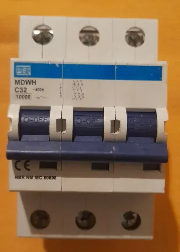 Dijuntor weg   MDWH C 32 -400V