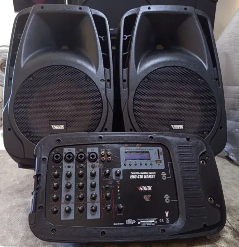 Mesa de som amplificada novik 