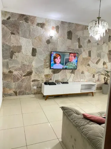 Casa no Centro Comercial Praia de Peruíbe!!! Oportunidade