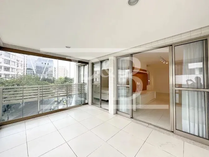 Apartamento com 2 dormitórios para alugar, 110 m² por R$ 11.873,90/mês - Leblon - Rio de J