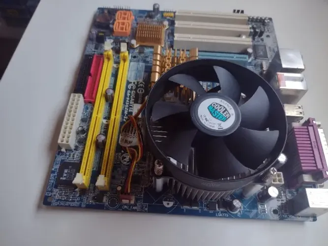 Placa Mãe com Defeito - Até 12X no Cartão
