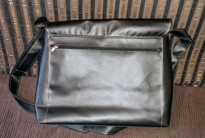 Bolsa de Ombro Preta notebook até 15 nova