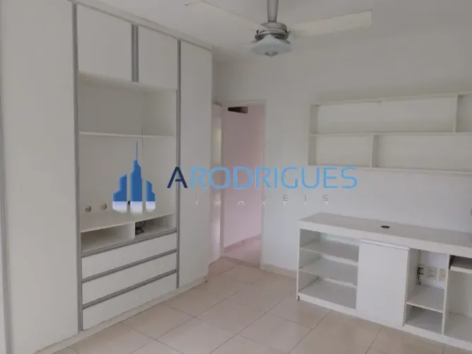 Oportunidade: Casa à Venda no Jardim das Margaridas com 2 Quartos e 2 Suítes, 160m² - Salv