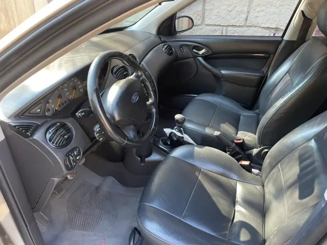 Ford Focus Sedan 2.0 16v/2.0 16V Flex 4P 2004