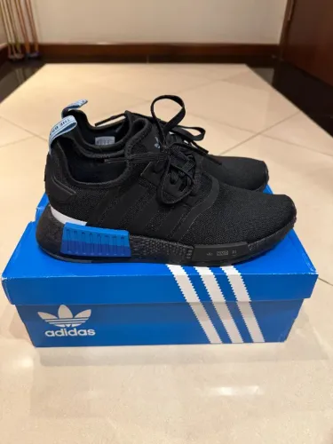 Tênis Adidas NMD preto e azul- NUNCA USADO