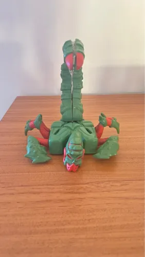 Boneco Escorpião Toy Biz