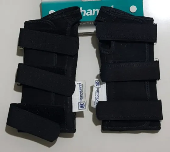 Vendo Munhequeira ou imobilizador de Pulso ortopédico com tala 