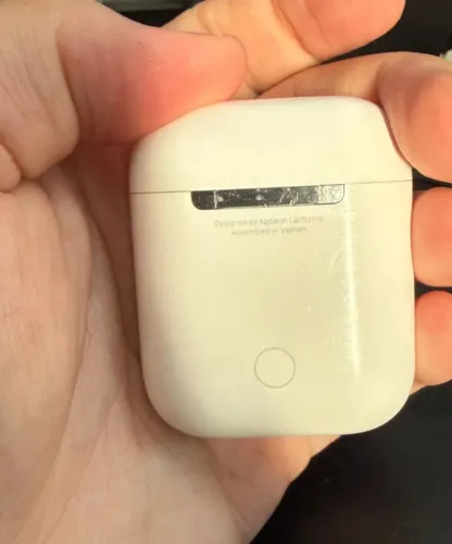 AirPods com Estojo de Recarga Apple (2021)
